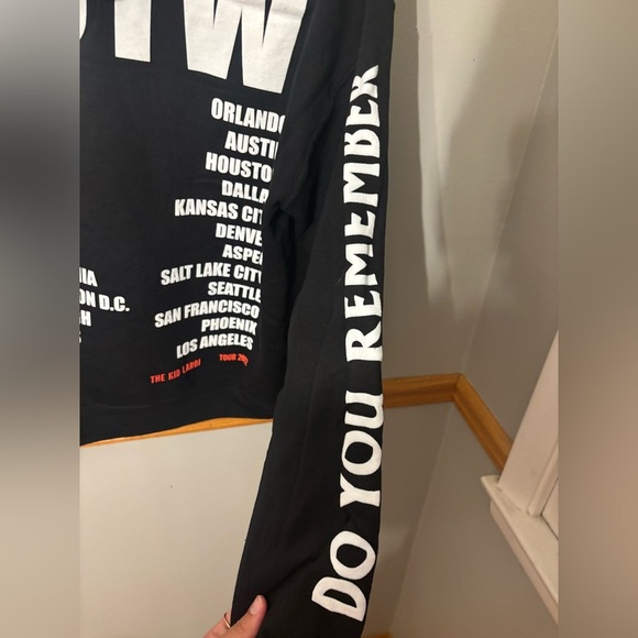 NEW The Kid Laroi End Of The World Tour 2022 Hoodie Adult Medium Black TKL EOTW - Picture 5 of 6